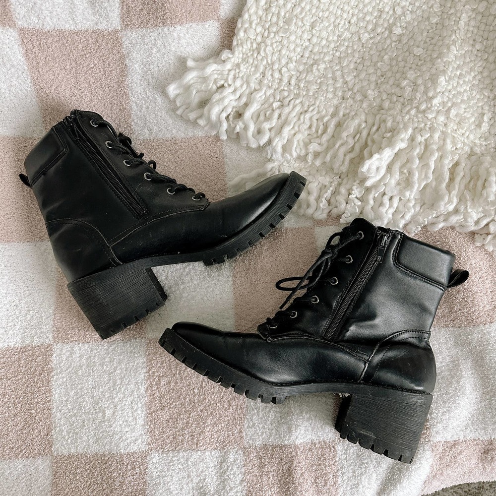 Madden Girl G-Huddy Chunky Black Combat Boots with small Heel size 10
